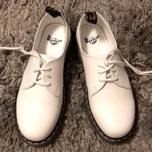 Dr. Martens 1461 iced white derby shoes. Women’s US size 7 - only worn once!
